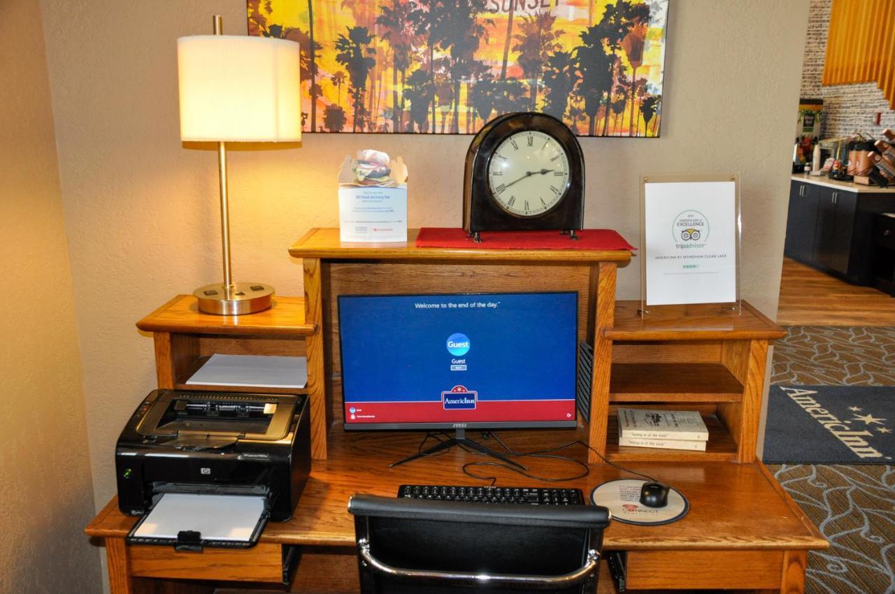 Americinn By Wyndham Clear Lake Extérieur photo